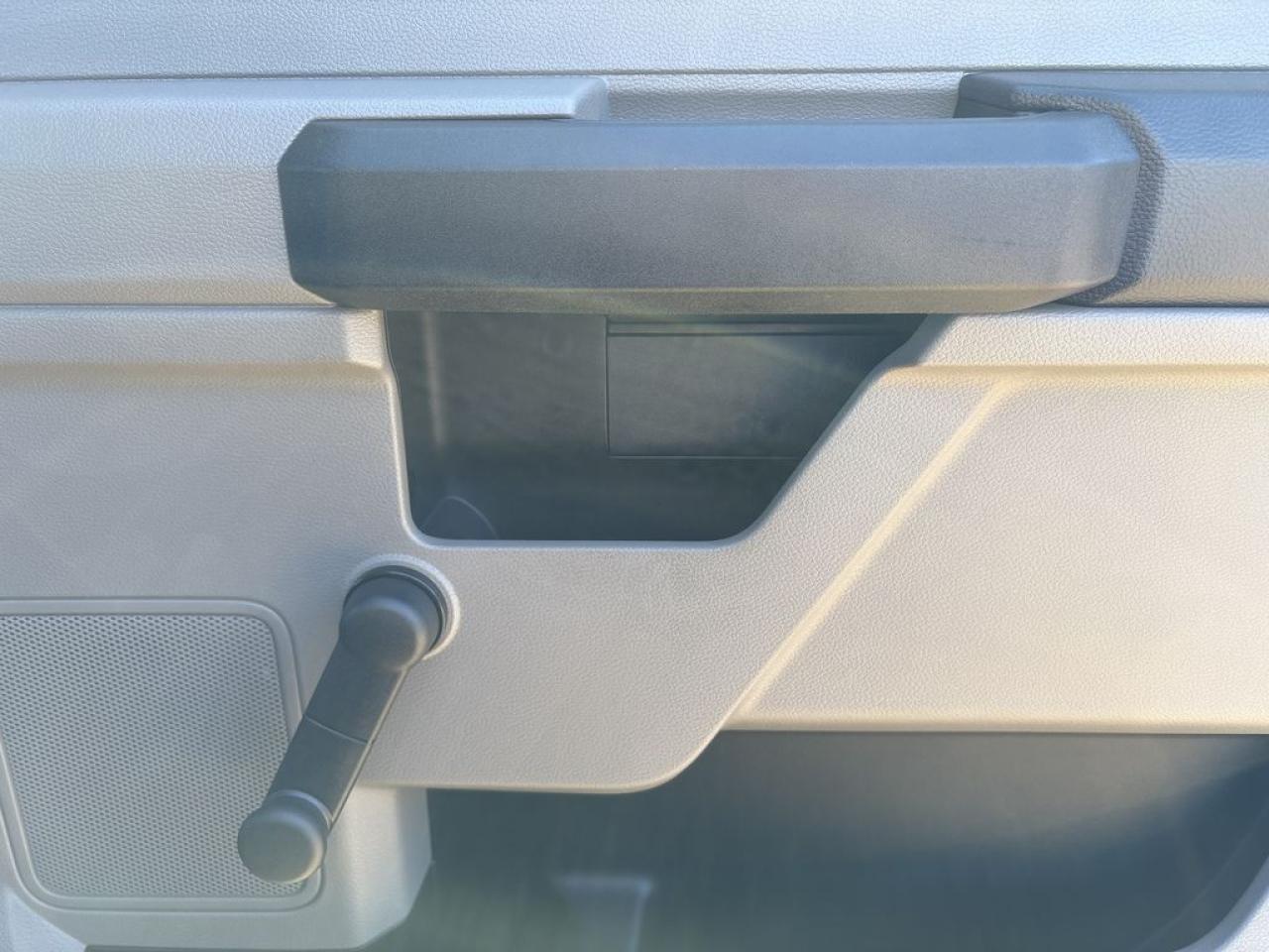 2022 Ford F-450 Super Duty DRW XL Photo5