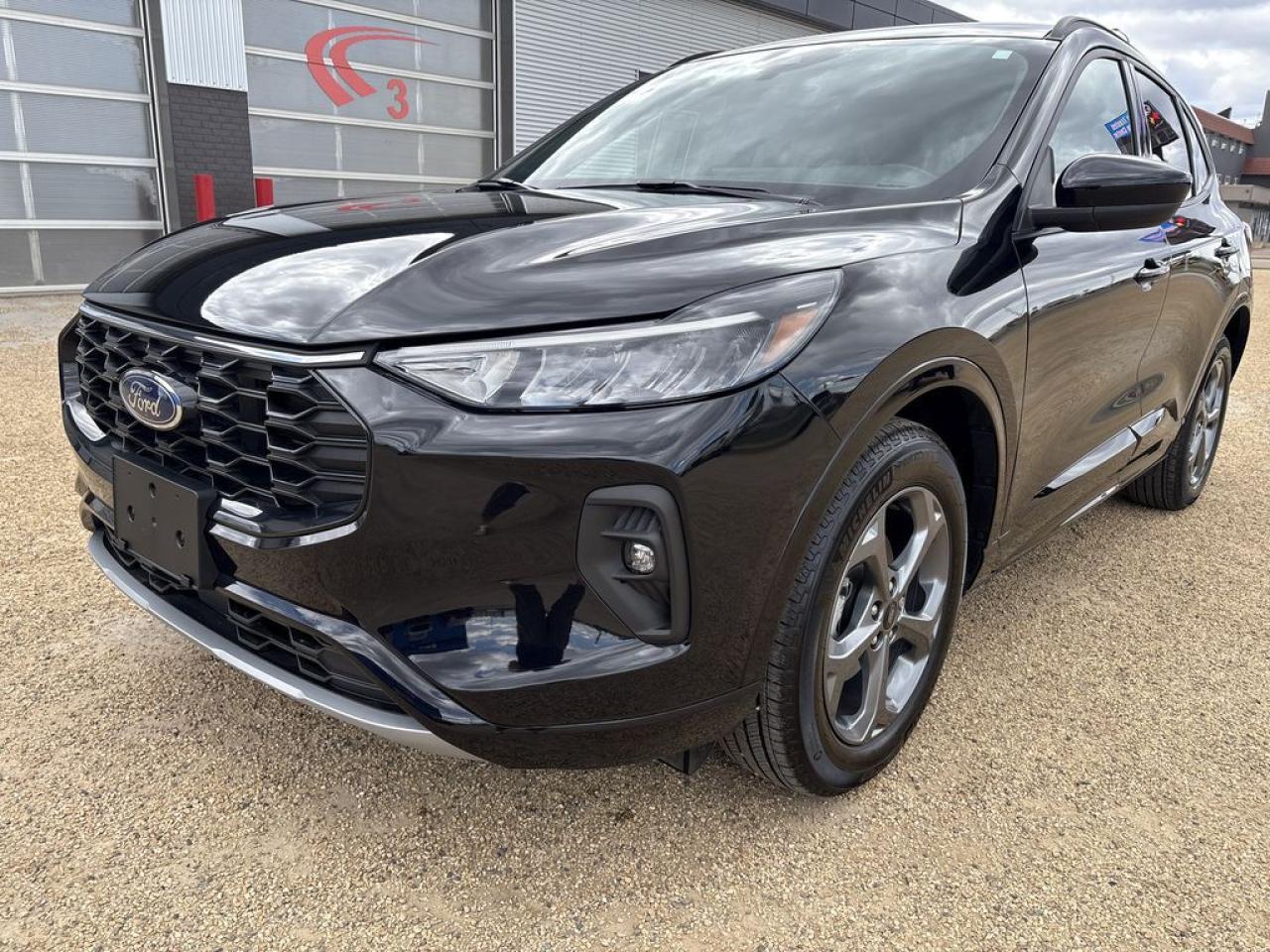 2023 Ford Escape ST-Line Select Photo