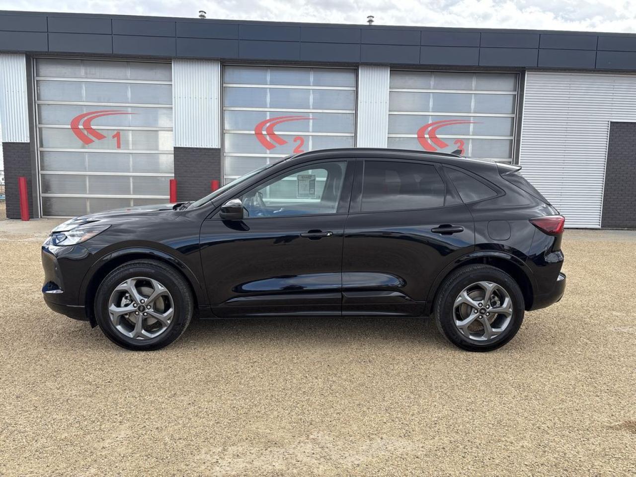 2023 Ford Escape ST-Line Select Photo5