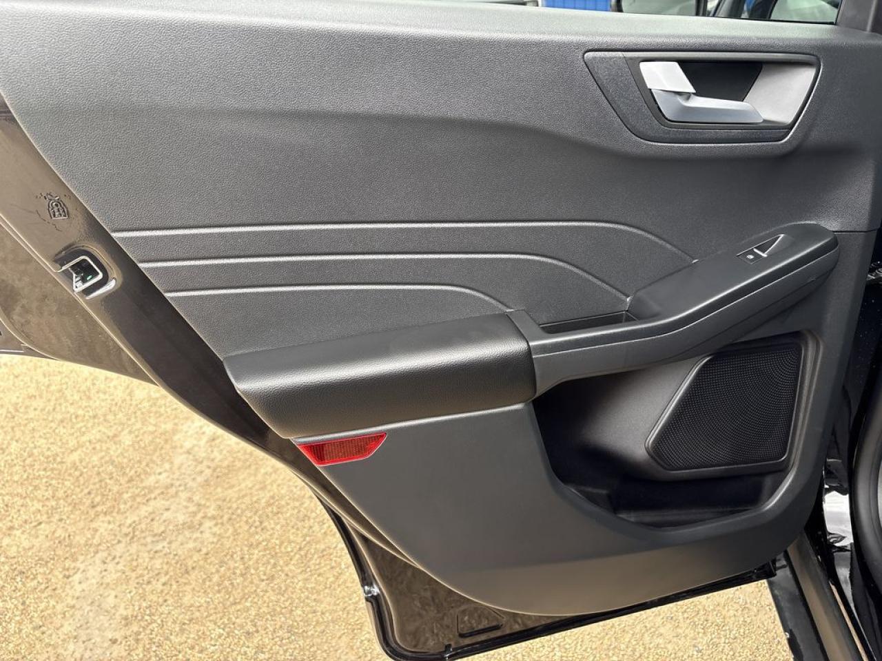 2023 Ford Escape ST-Line Select Photo5