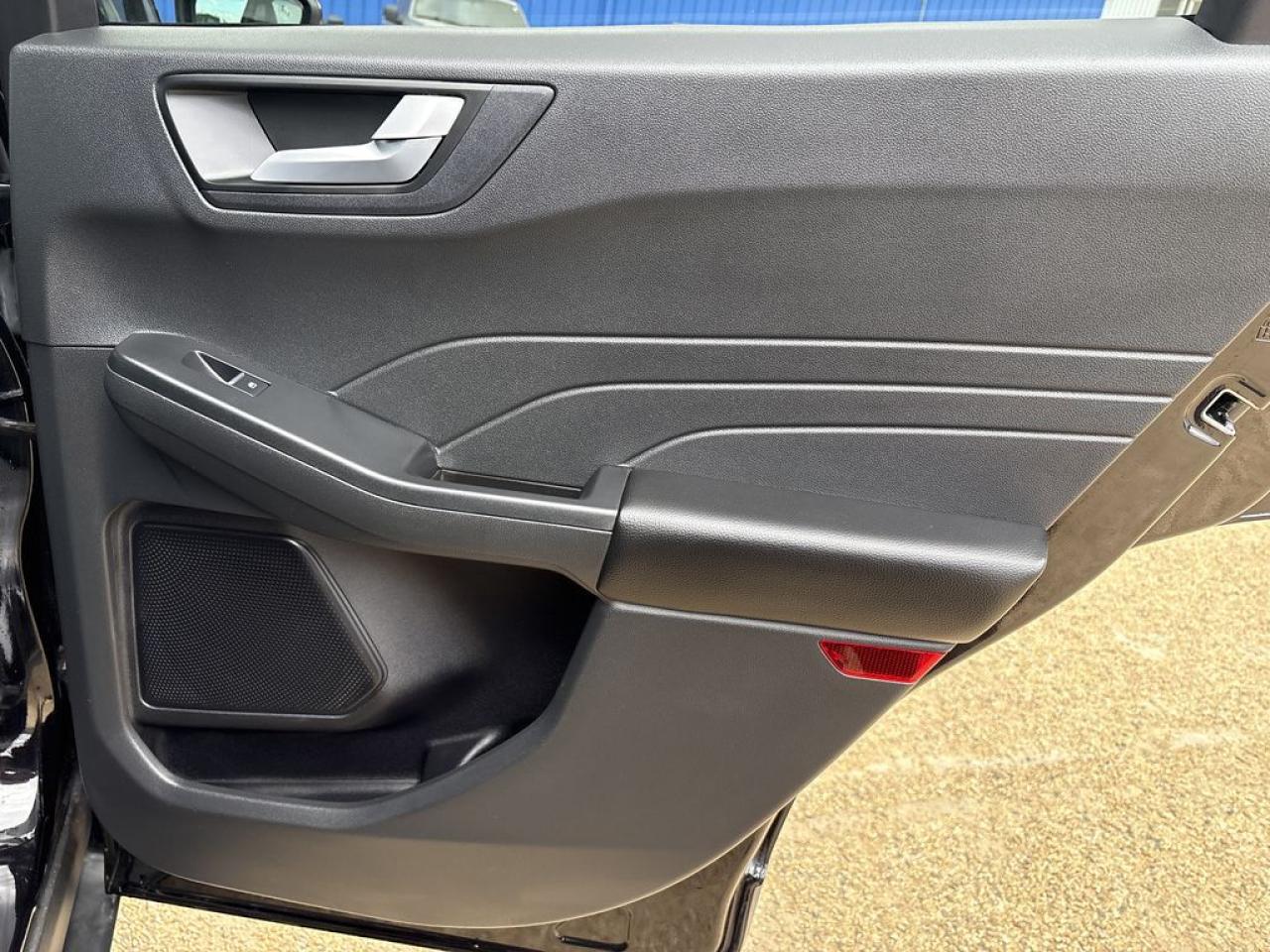 2023 Ford Escape ST-Line Select Photo5