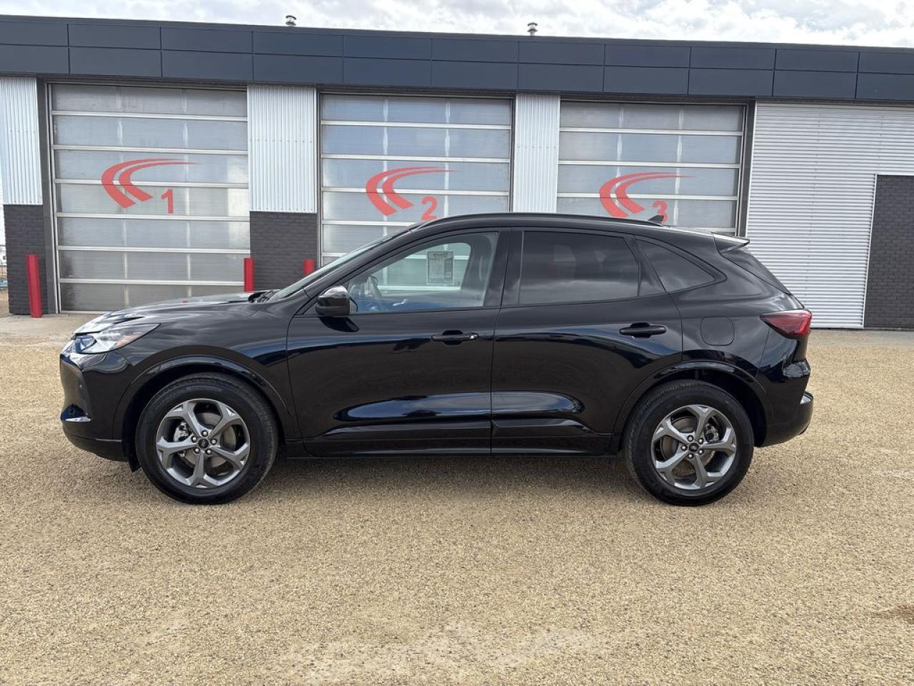 2023 Ford Escape ST-Line Select Photo5