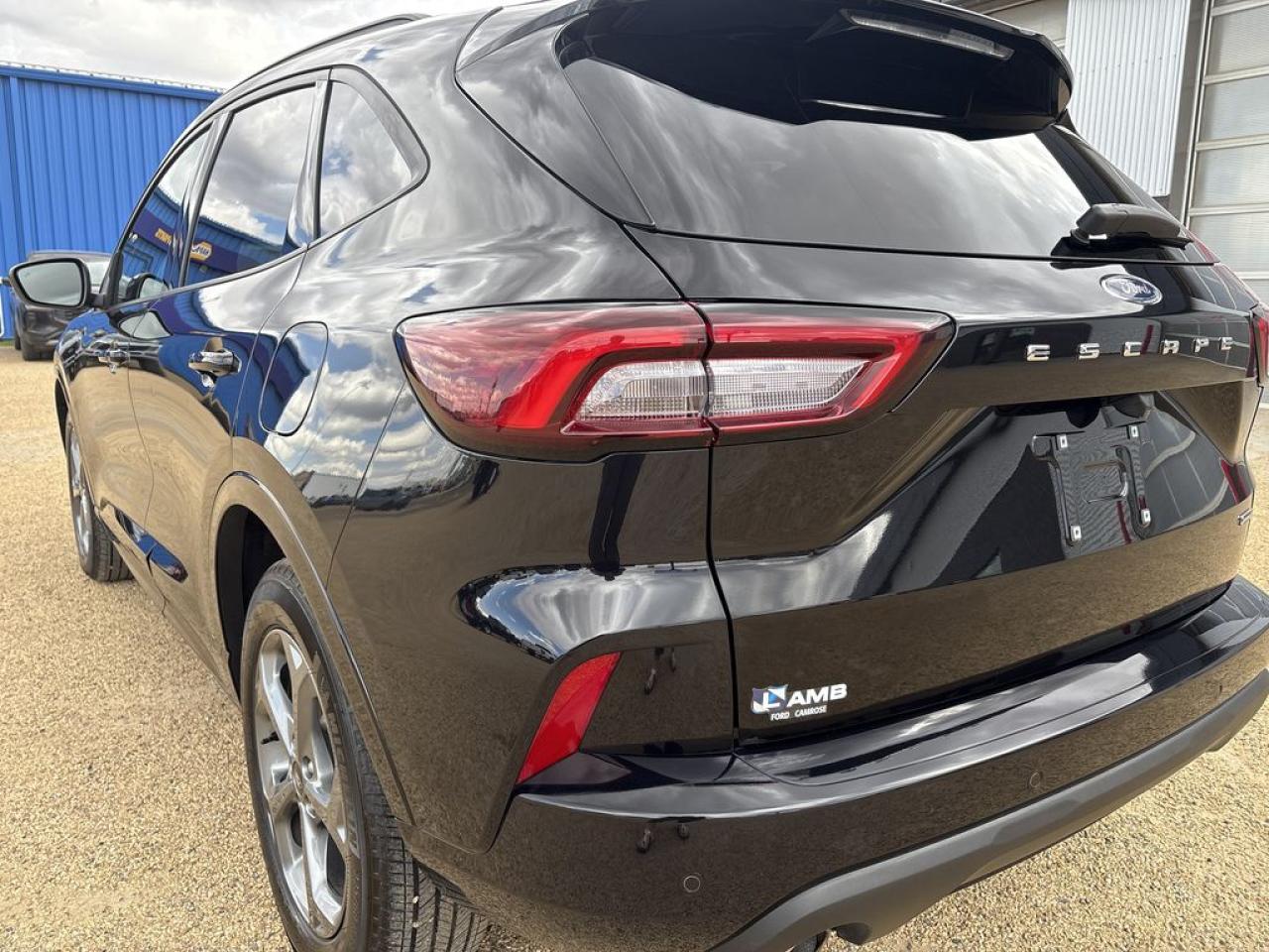 2023 Ford Escape ST-Line Select Photo5