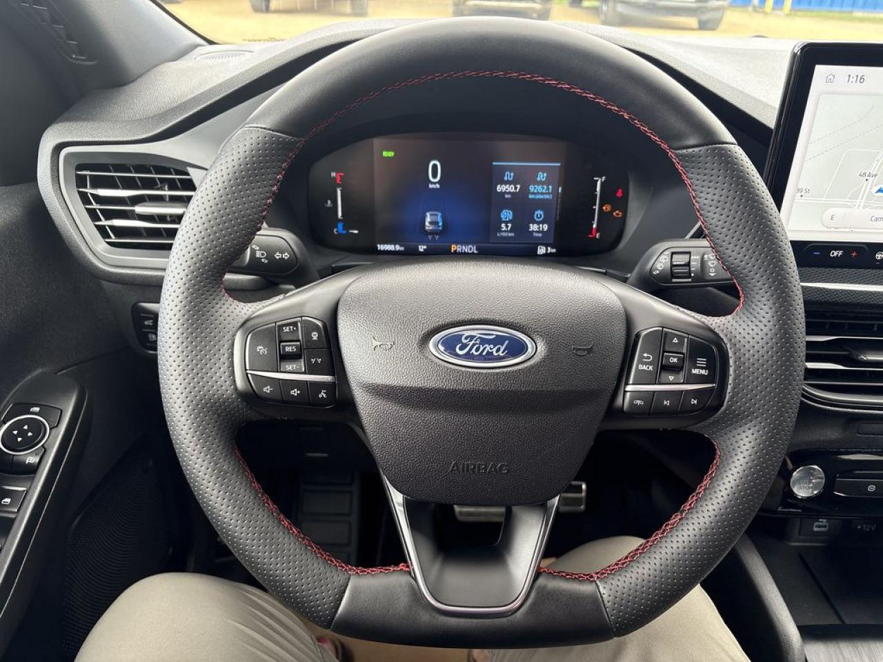 2023 Ford Escape ST-Line Select Photo5