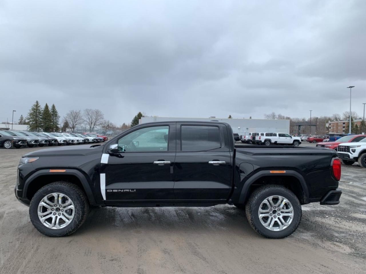 2025 GMC Canyon Denali  - Leather Seats - Sunroof Photo