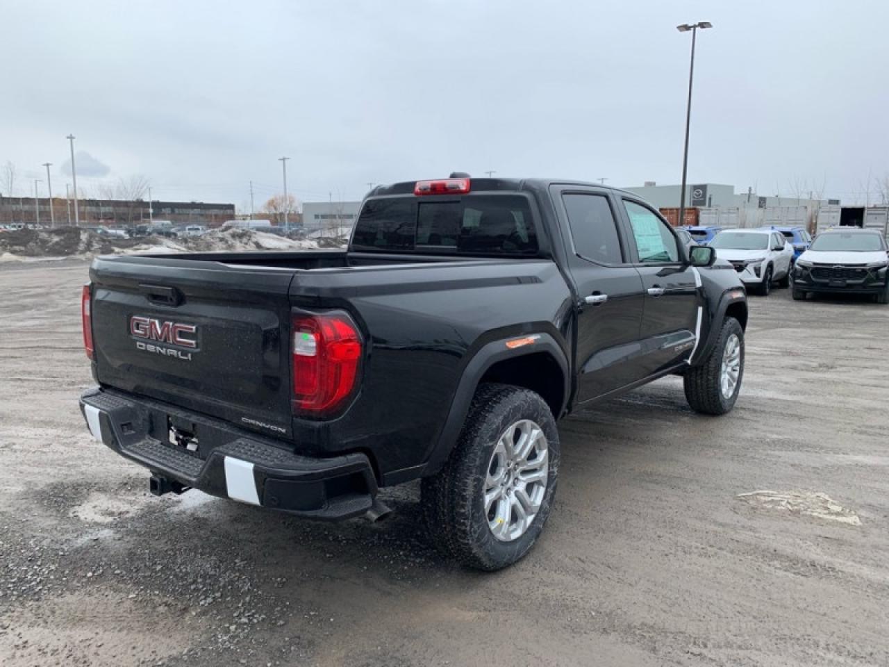 2025 GMC Canyon Denali  - Leather Seats - Sunroof Photo