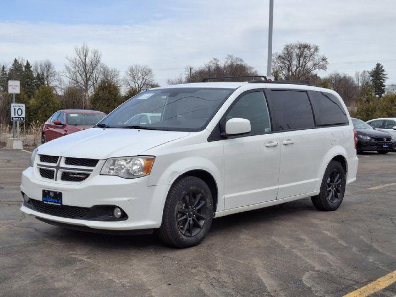 Used 2020 Dodge Grand Caravan GT | Leather | DVD | Heated Seats & Steering | Cruise Control | Bluetooth | New Tires | New Brakes | for sale in Guelph, ON