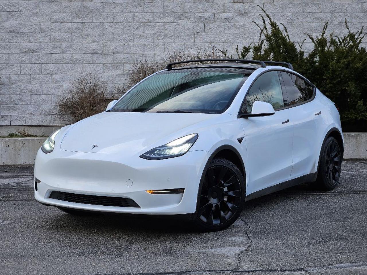 Used 2021 Tesla Model Y 7 PASSENGER-LONG RANGE AWD-DUAL MOTOR for sale in Toronto, ON