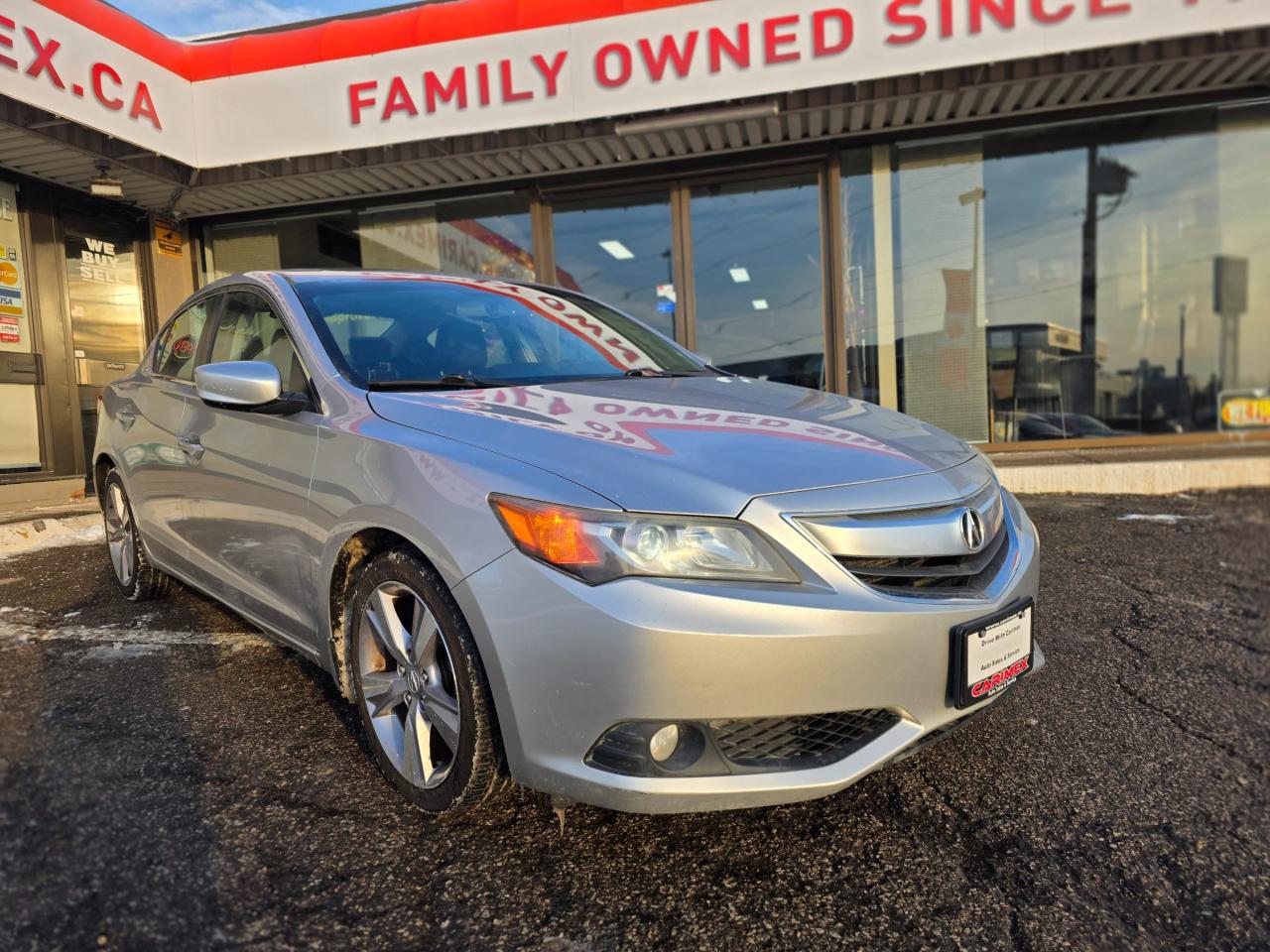 2013 Acura ILX NAVI | Leather | Sunroof | Backup Camera | Heated Seats Photo