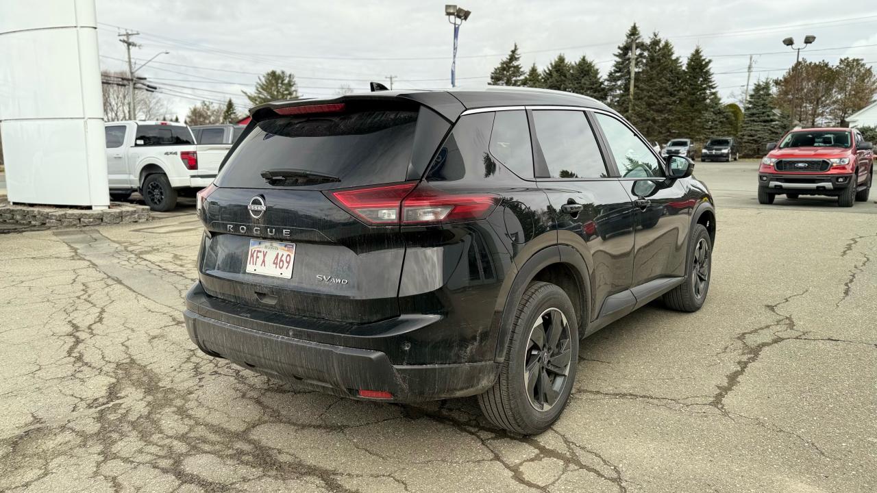 2024 Nissan Rogue  Photo2