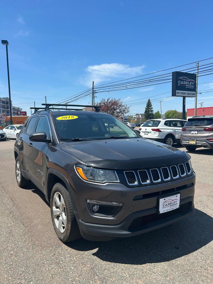 2018 Jeep Compass Latitude Photo2
