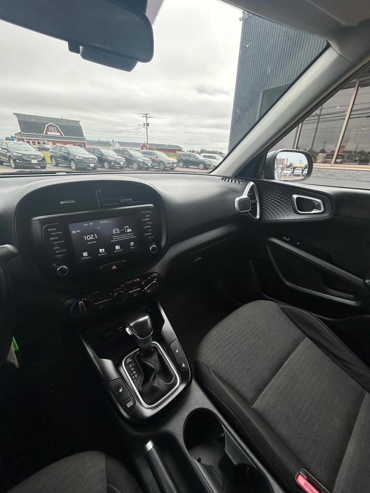 2020 Kia Soul EX - Photo #10