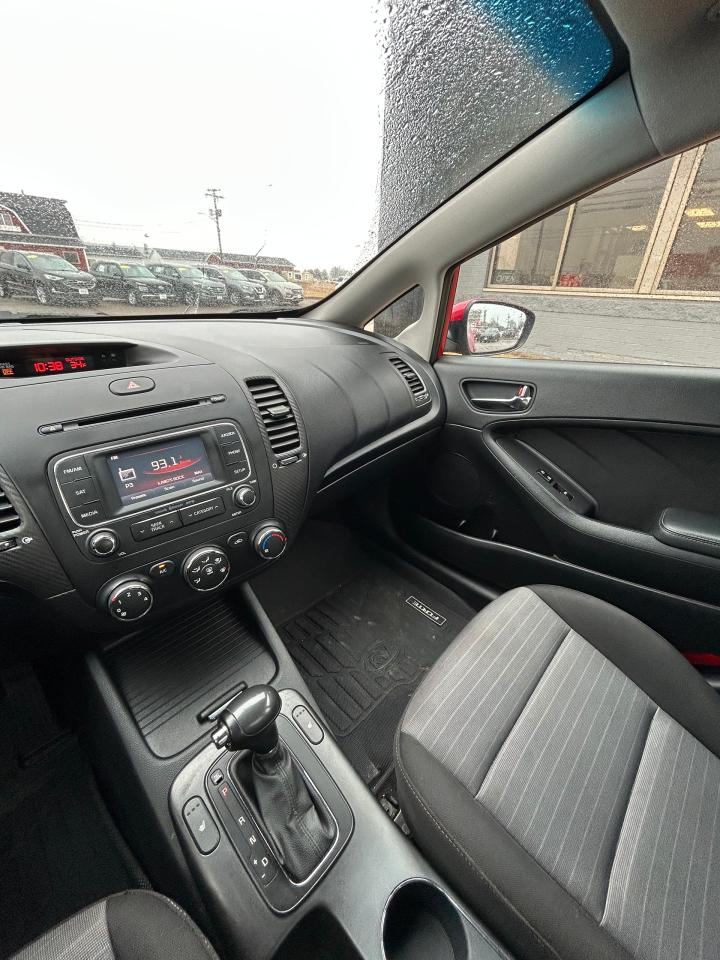 2016 Kia Forte EX - Photo #10