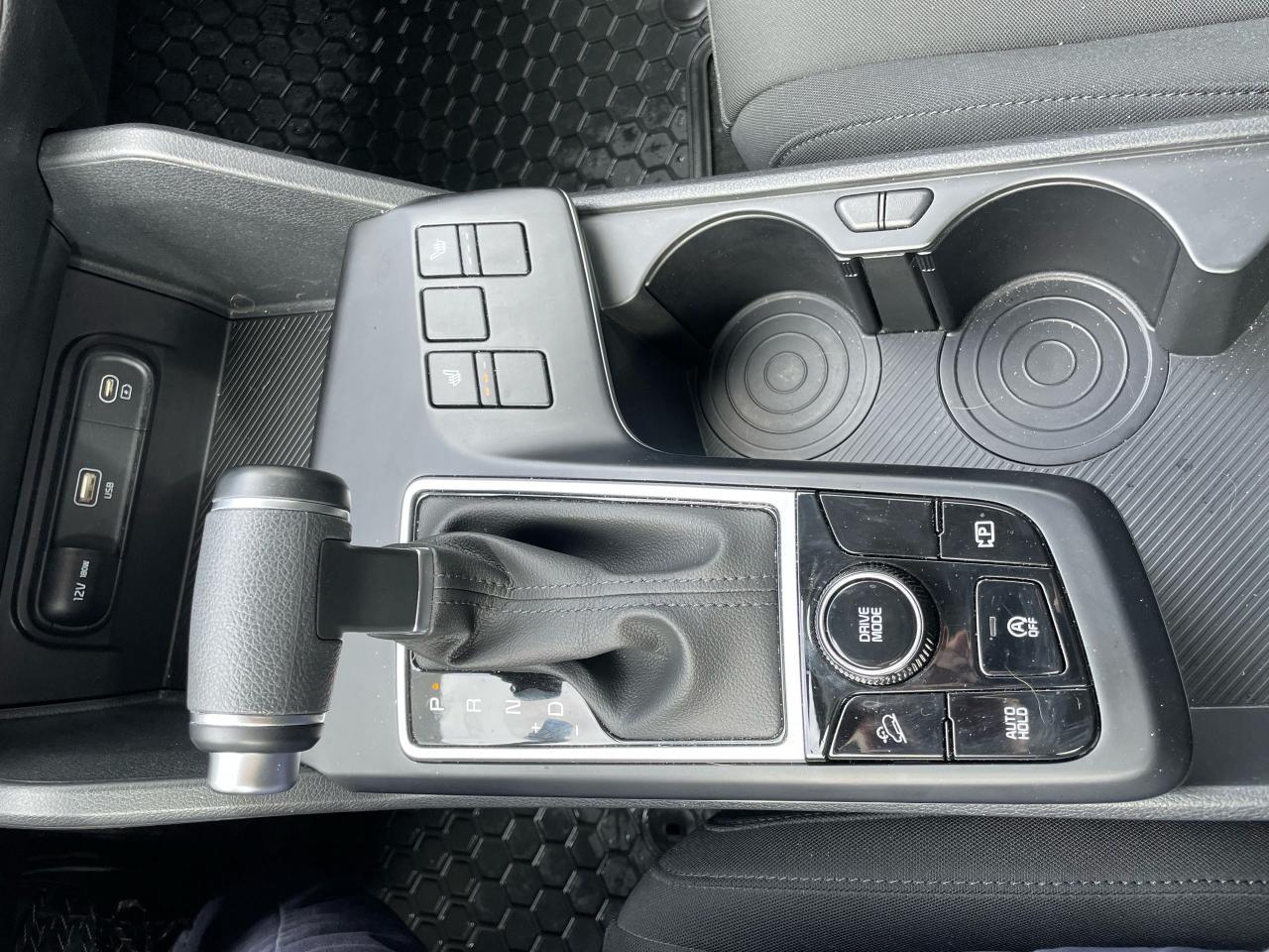 2023 Kia Sportage LX - Photo #10