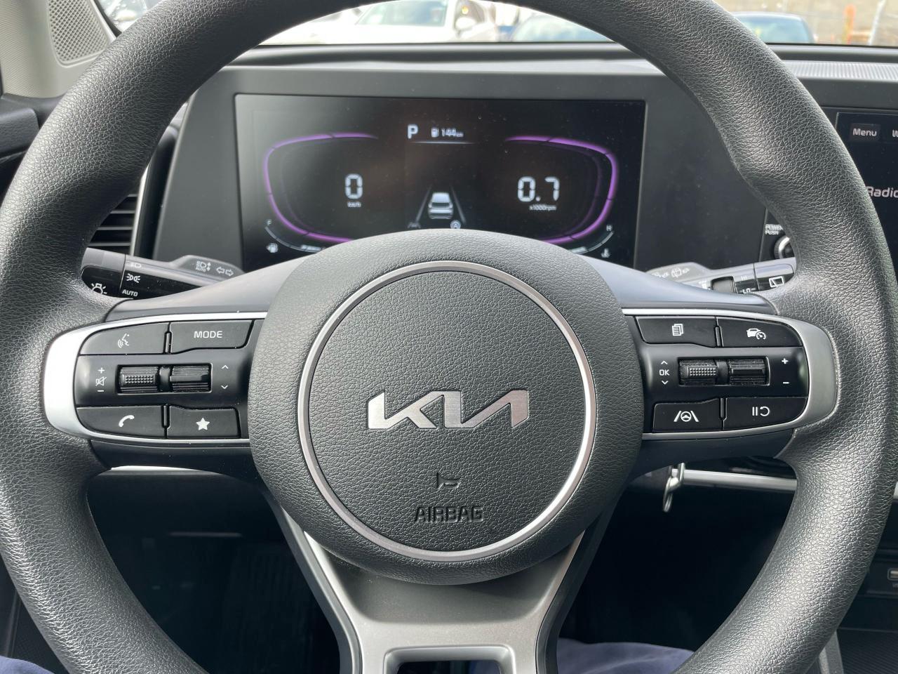2023 Kia Sportage LX - Photo #8