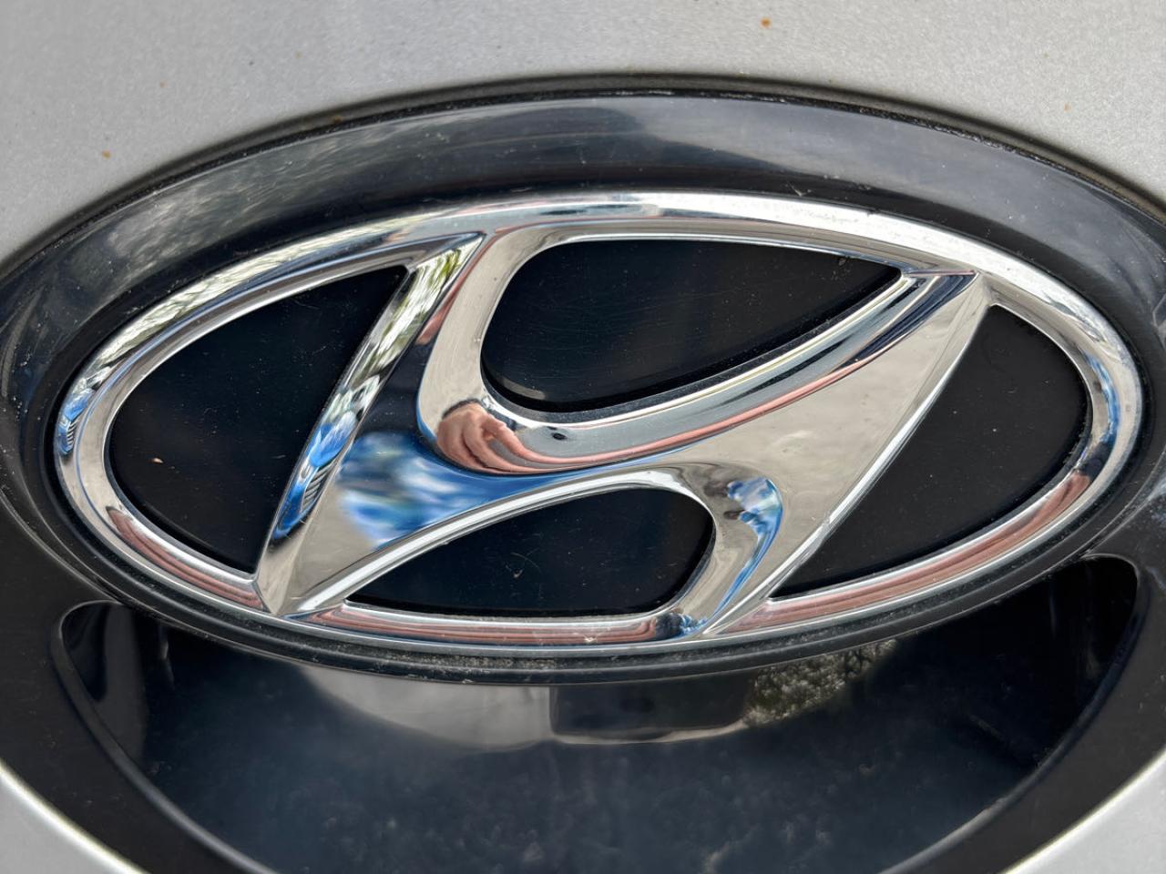 2013 Hyundai Accent 5DR HB AUTO GLS Photo37