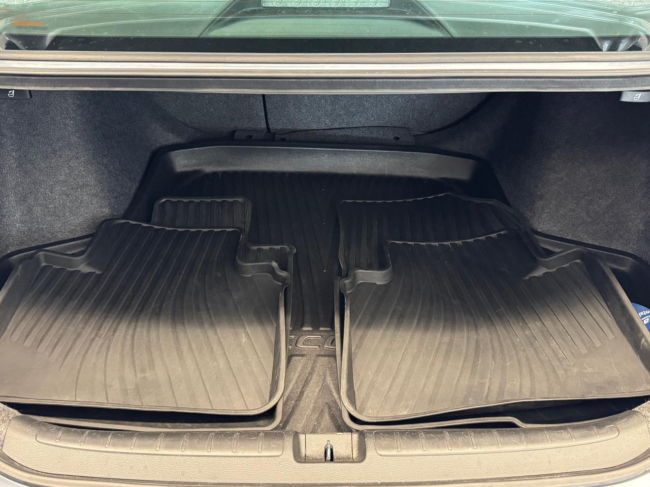 2019 Honda Accord LX+Adaptive Cruise+New Tires+Brakes+ACCIDENT FREE Photo