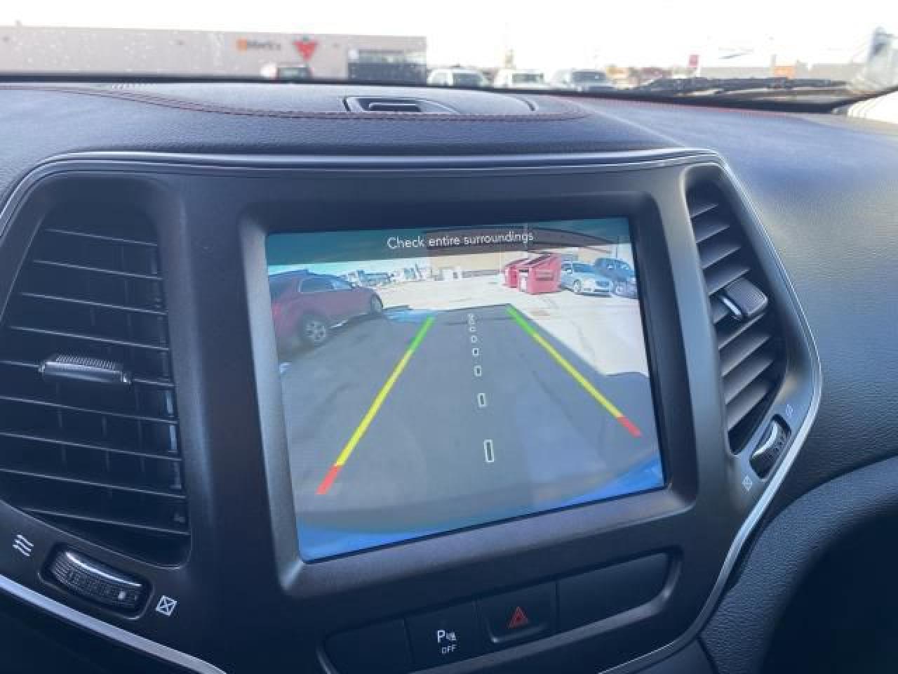 2020 Jeep Cherokee Trailhawk 4WD - Photo #16