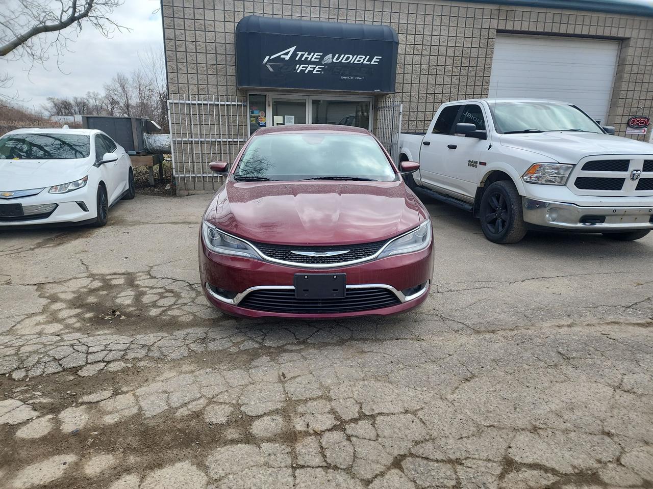 2016 Chrysler 200 Limited - Photo #1