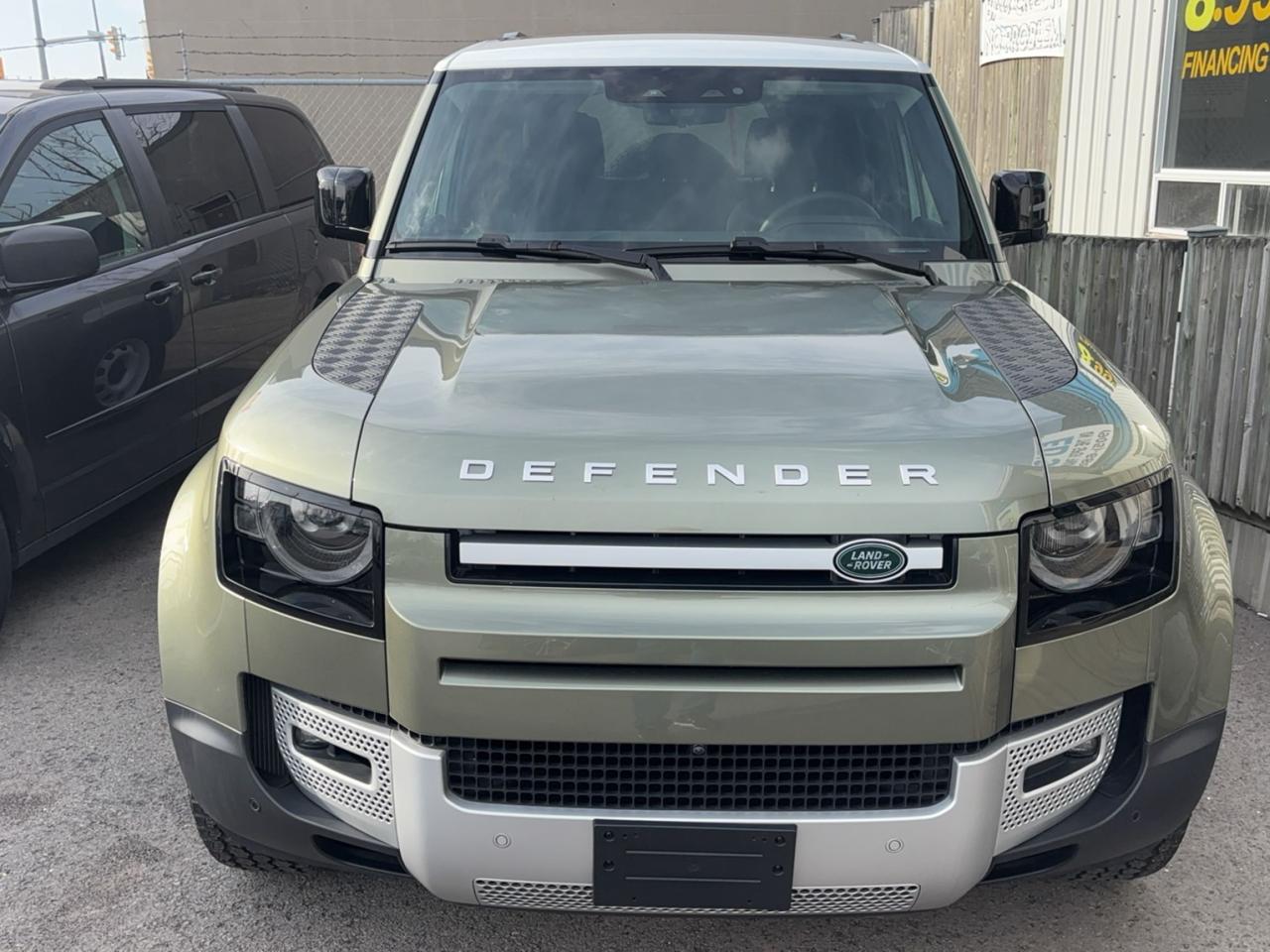 2024 Land Rover Defender S, Panoramic roof, Air Suspension, Like New