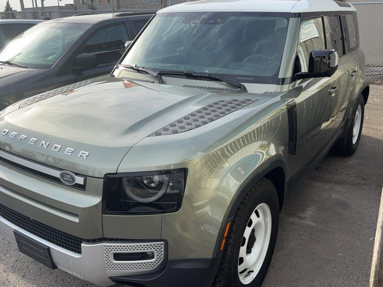 2024 Land Rover Defender S, Panoramic roof, Air Suspension, Like New