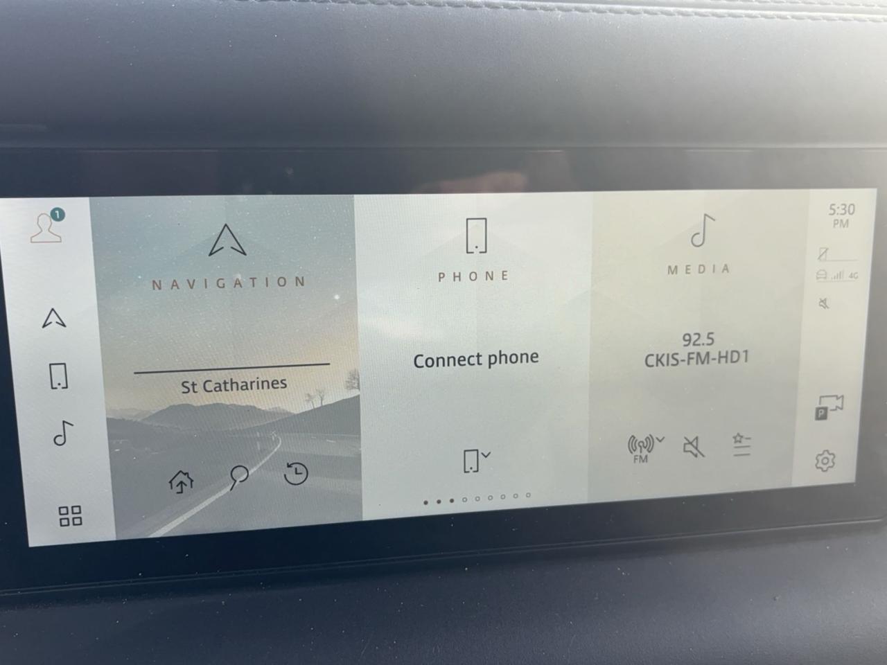 2024 Land Rover Defender S, Panoramic roof, Air Suspension, Like New