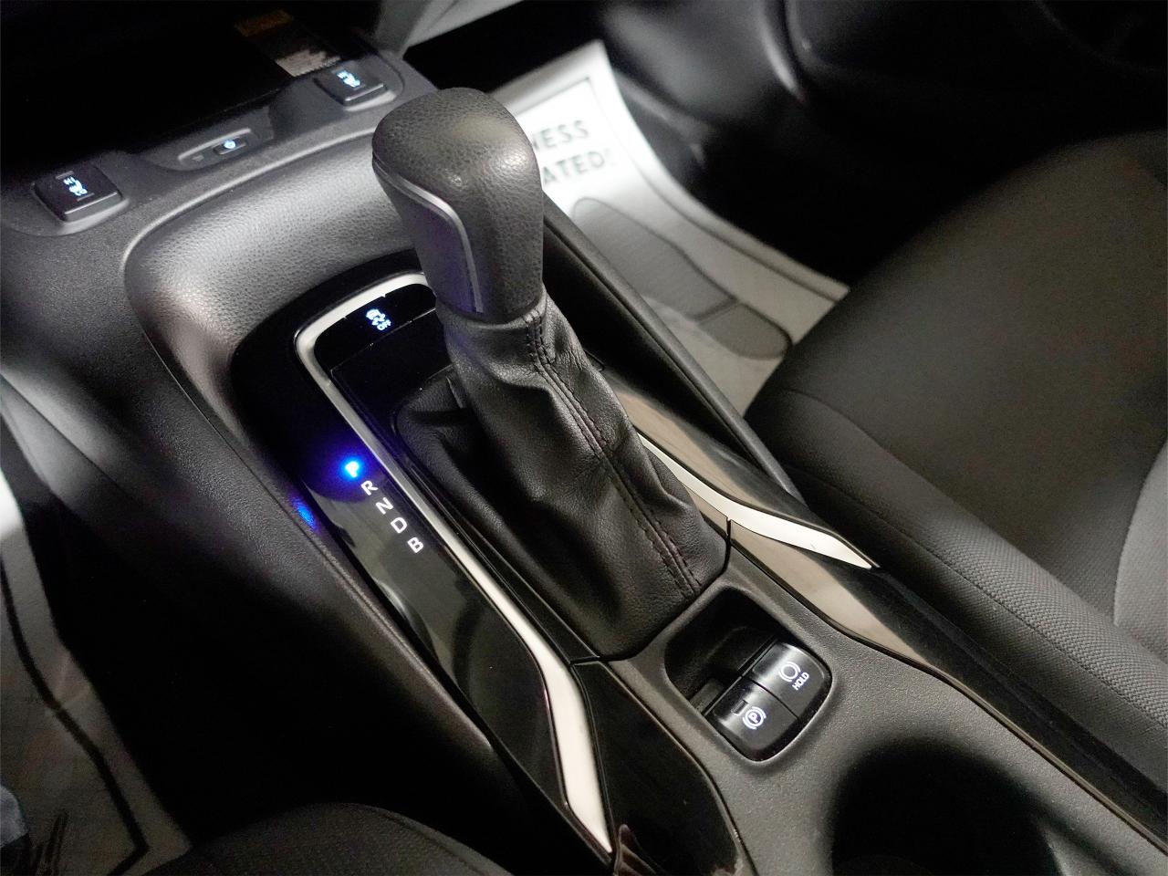 2022 Toyota Corolla LE UPGRADE | Sunroof | LaneDep | BSM | CarPlay