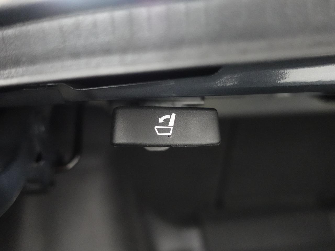 2024 Honda Accord HYBRID TOURING | Nav | Leather | Sunroof | CarPlay Photo