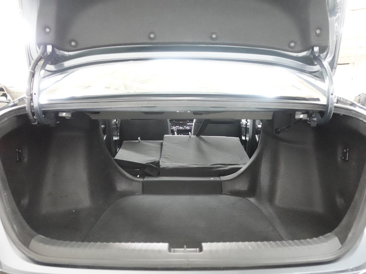 2024 Honda Accord HYBRID TOURING | Nav | Leather | Sunroof | CarPlay Photo