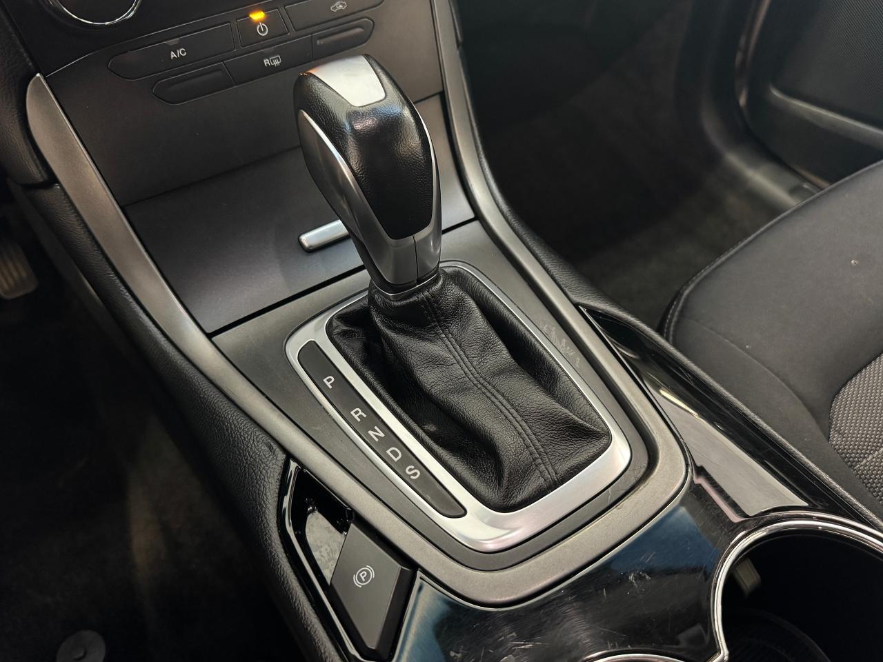 2018 Ford Edge SE AWD+New Tires+Rims+Alloys+Camera+CLEAN CARFAX - Photo #31