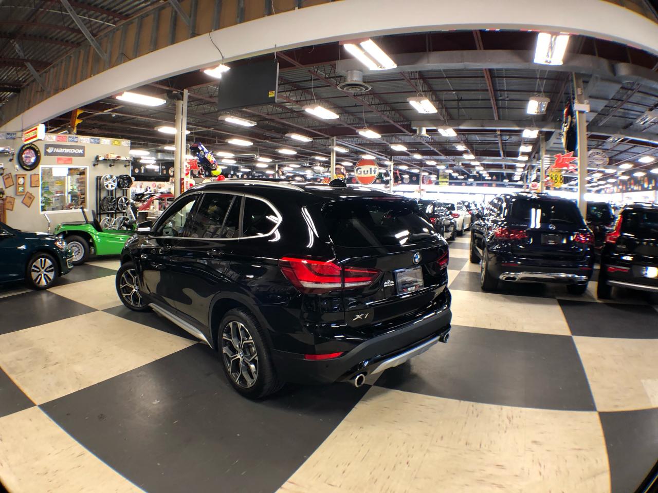 2020 BMW X1 XDRIVE 28i SPORT PKG LEATHER PAN/ROOF B/SPOT CAMER Photo4