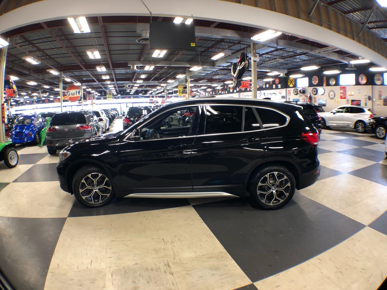 2020 BMW X1 XDRIVE 28i SPORT PKG LEATHER PAN/ROOF B/SPOT CAMER Photo3