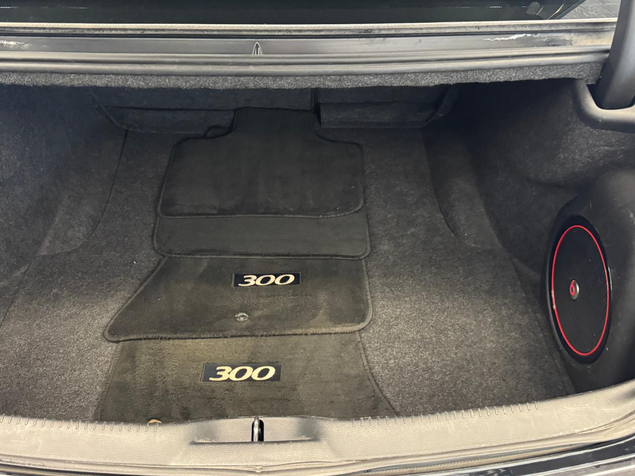 2017 Chrysler 300 S+New Tires+Camera+ApplePlay+CLEAN CARFAX - Photo #28