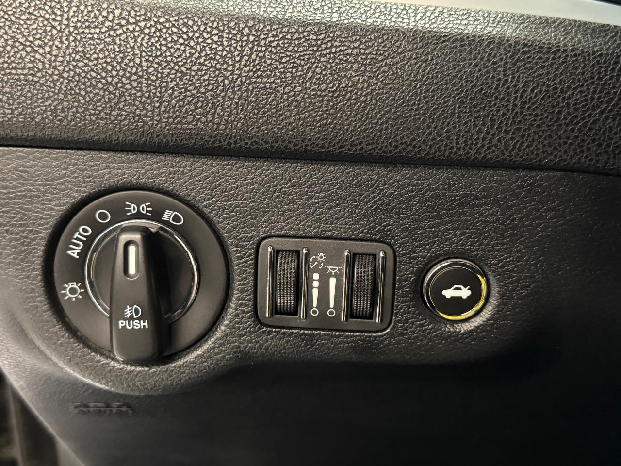2017 Chrysler 300 S+New Tires+Camera+ApplePlay+CLEAN CARFAX - Photo #50