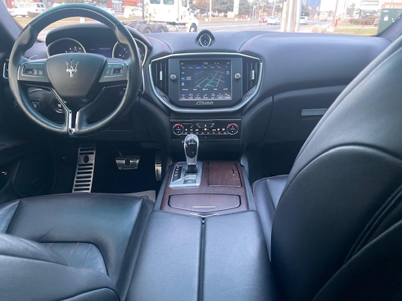 2016 Maserati Ghibli SQ4 S Q4 / NAVIGATION / POWER SUNROOF - Photo #16