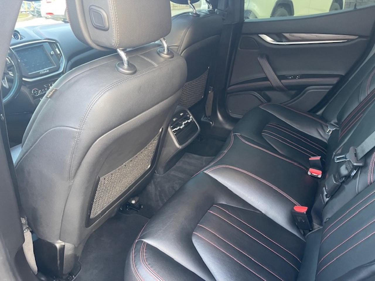 2016 Maserati Ghibli SQ4 S Q4 / NAVIGATION / POWER SUNROOF - Photo #19