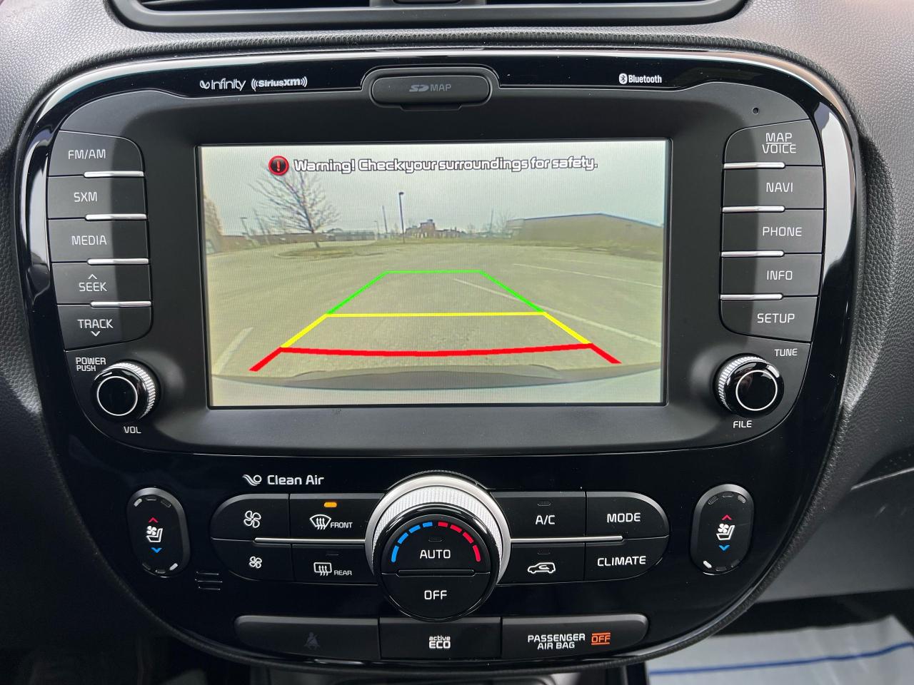 2014 Kia Soul SX Luxury - Photo #16