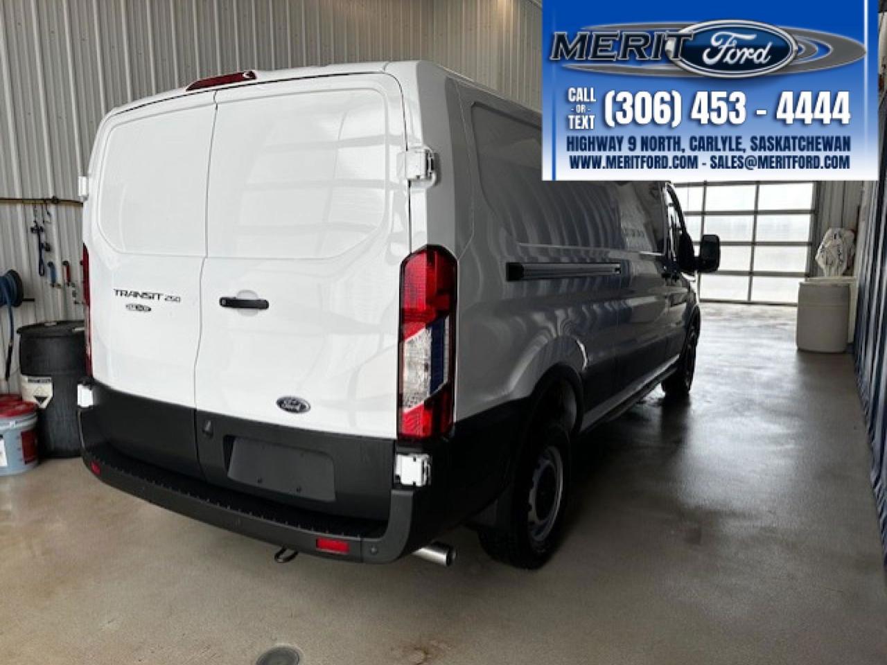 2025 Ford Transit Cargo Van T-250 148" Low Rf 9070 GVWR RWD Photo5