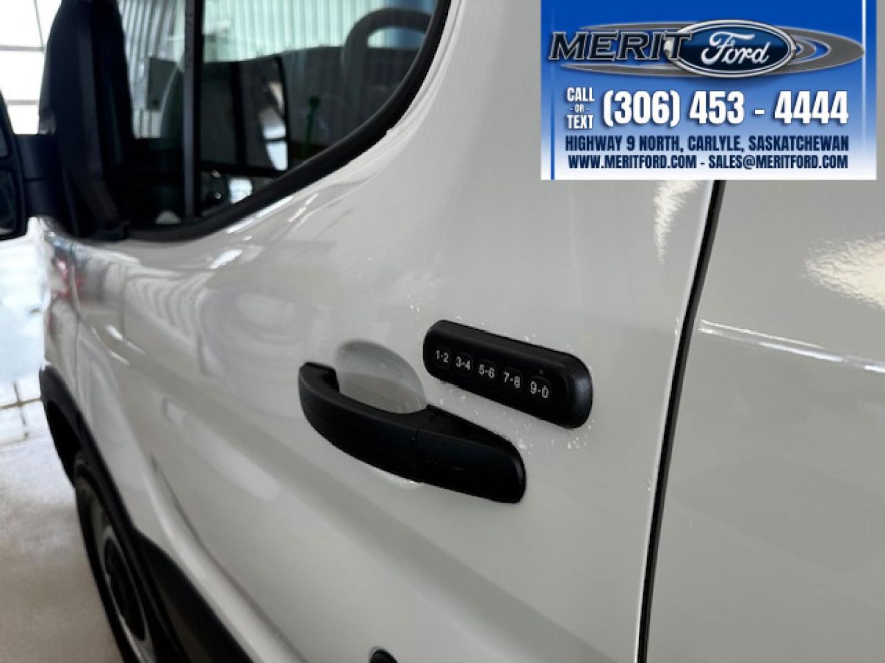 2025 Ford Transit Cargo Van T-250 148" Low Rf 9070 GVWR RWD Photo5