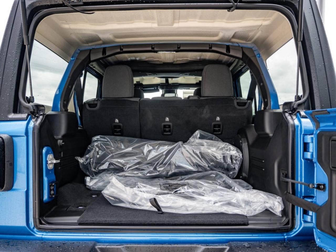 2025 Jeep Wrangler Willys Photo