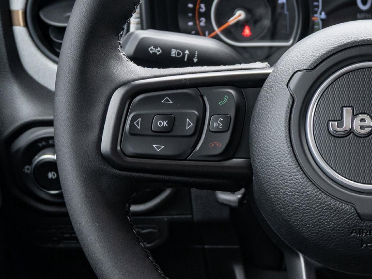 2025 Jeep Wrangler Willys Photo