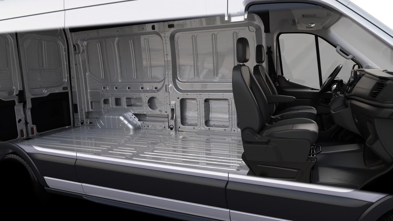 2025 Ford Transit Cargo Van BASE Photo3
