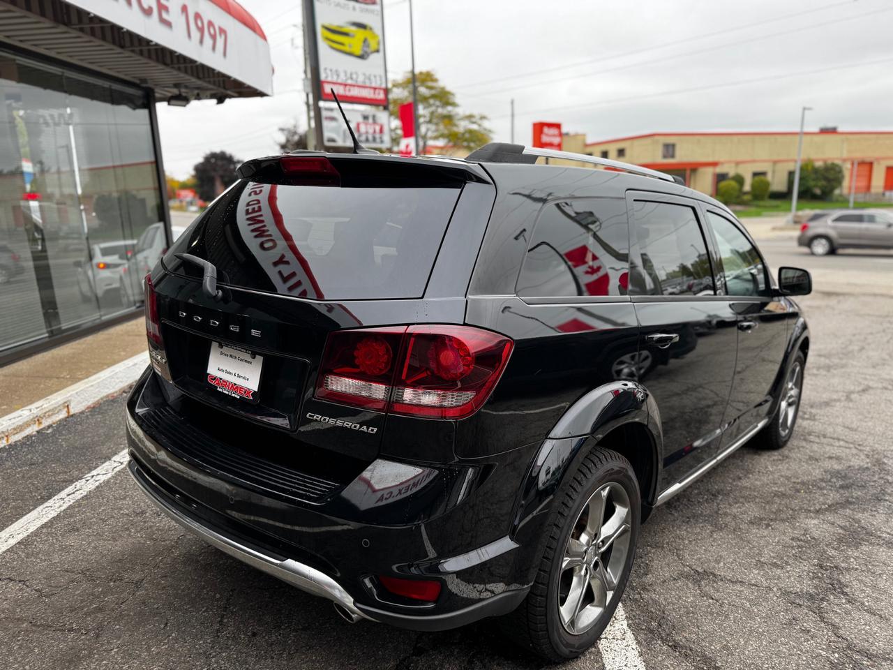 2016 Dodge Journey Crossroad 7 Seater | DVD | Leather | Sunroof | Backup Camera Photo