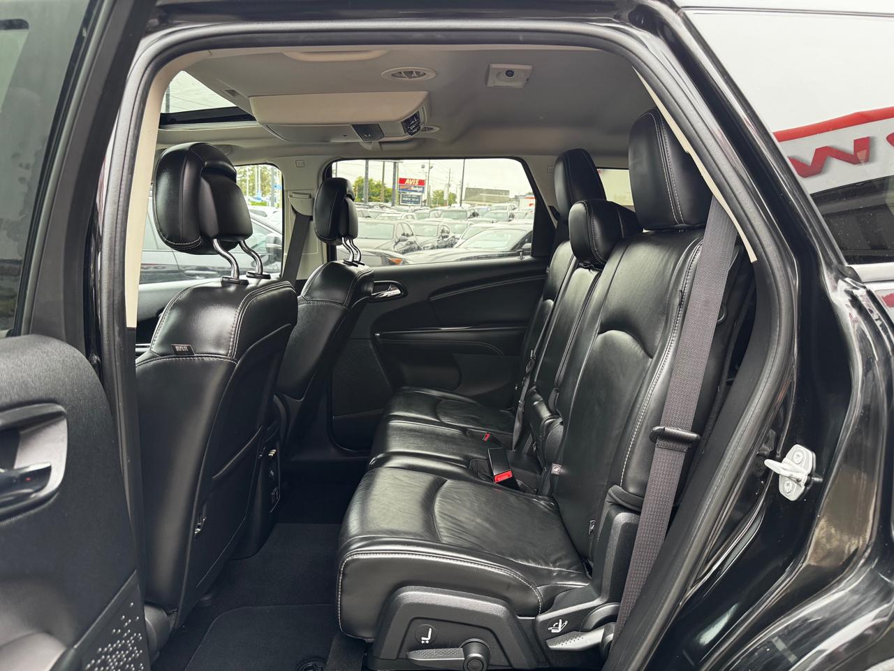 2016 Dodge Journey Crossroad 7 Seater | DVD | Leather | Sunroof | Backup Camera Photo