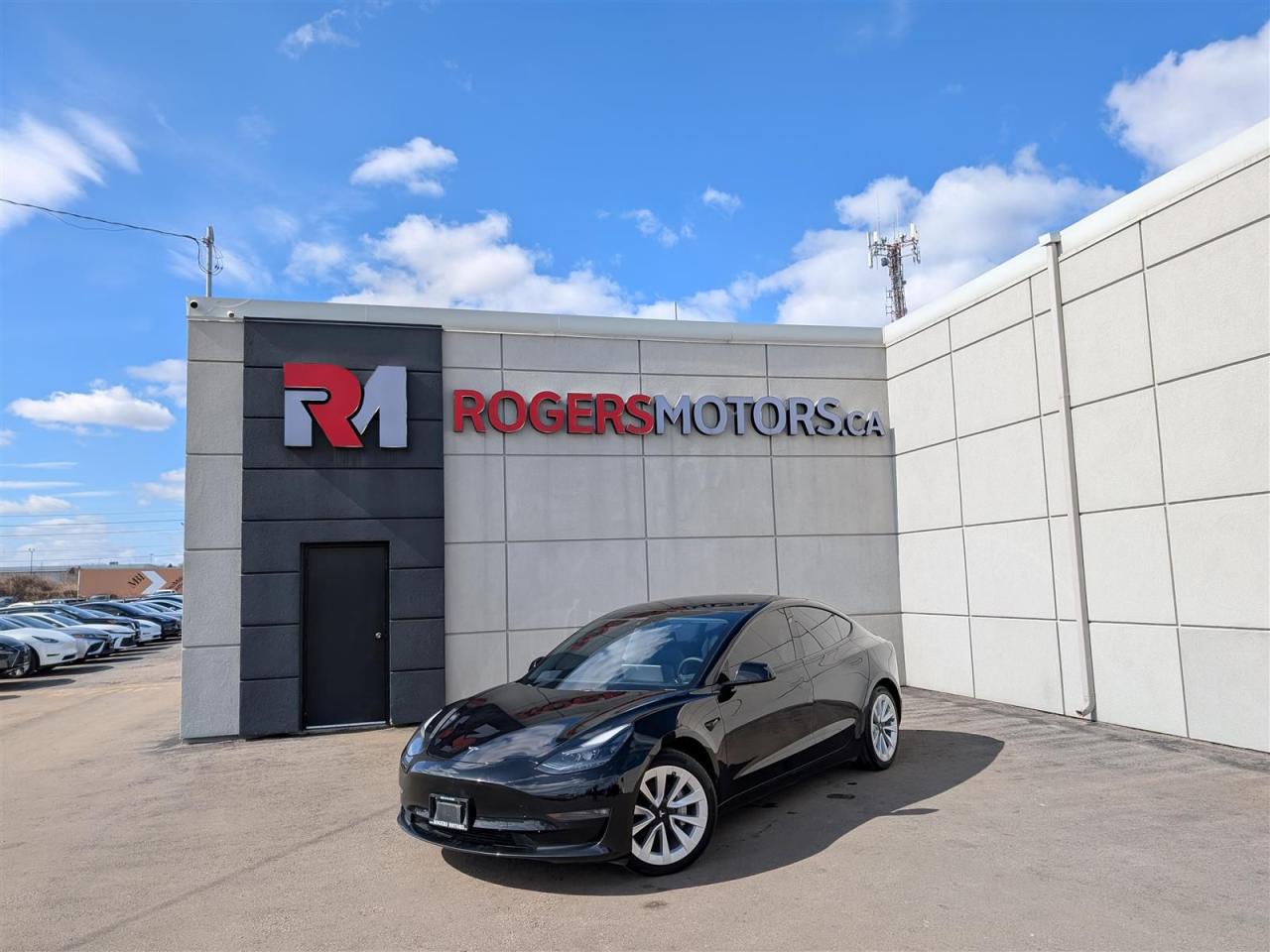 Photo of Black 2021 Tesla Model 3