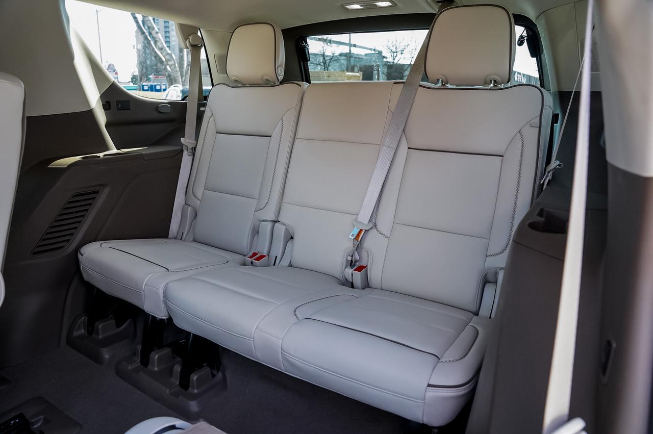2023 GMC Yukon Denali | Captain Seats | rear Entertainment Photo