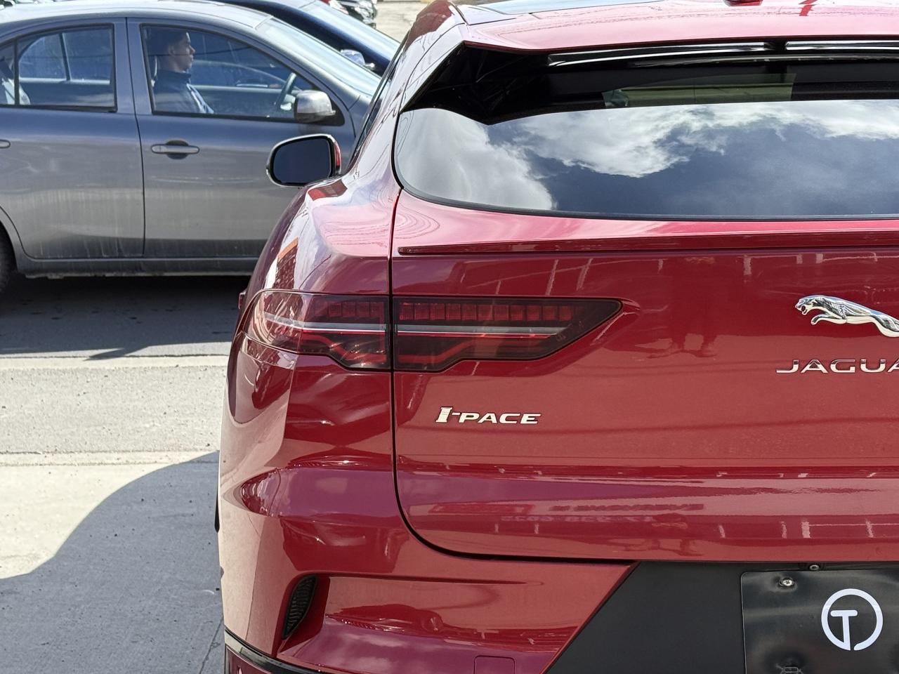2019 Jaguar I-PACE FIRST EDITION | EV 400 | RED LEATHER - Photo #13