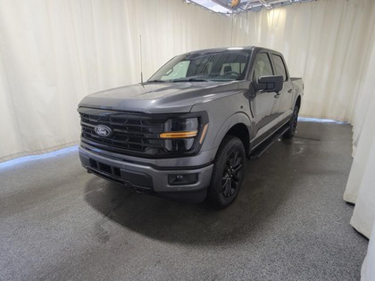 New 2025 Ford F-150 XLT W/TWIN PANEL MOONROOF for sale in Regina, SK