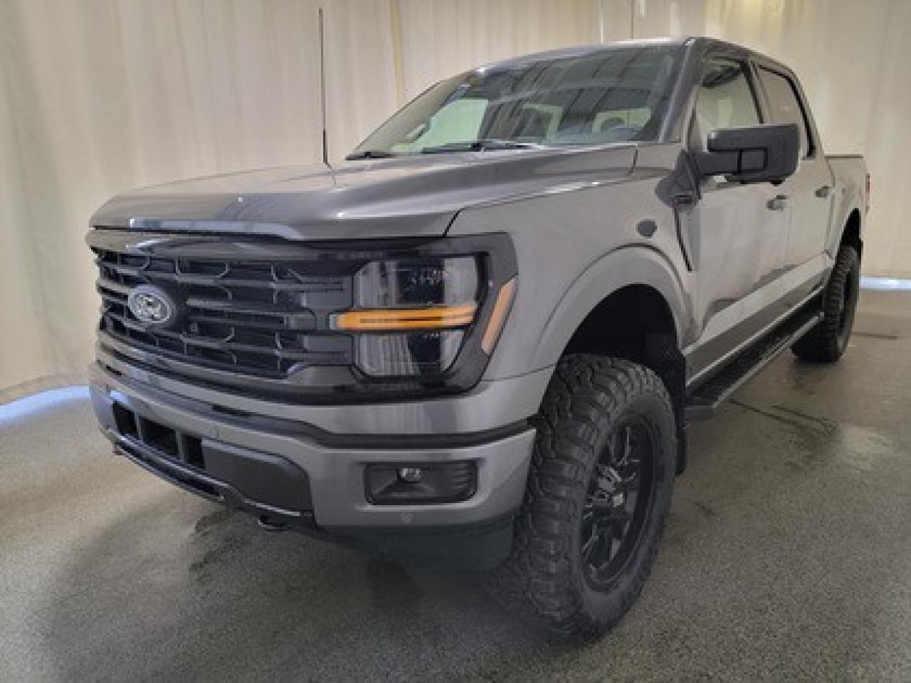New 2025 Ford F-150 XLT W/TWIN PANEL MOONROOF for sale in Regina, SK