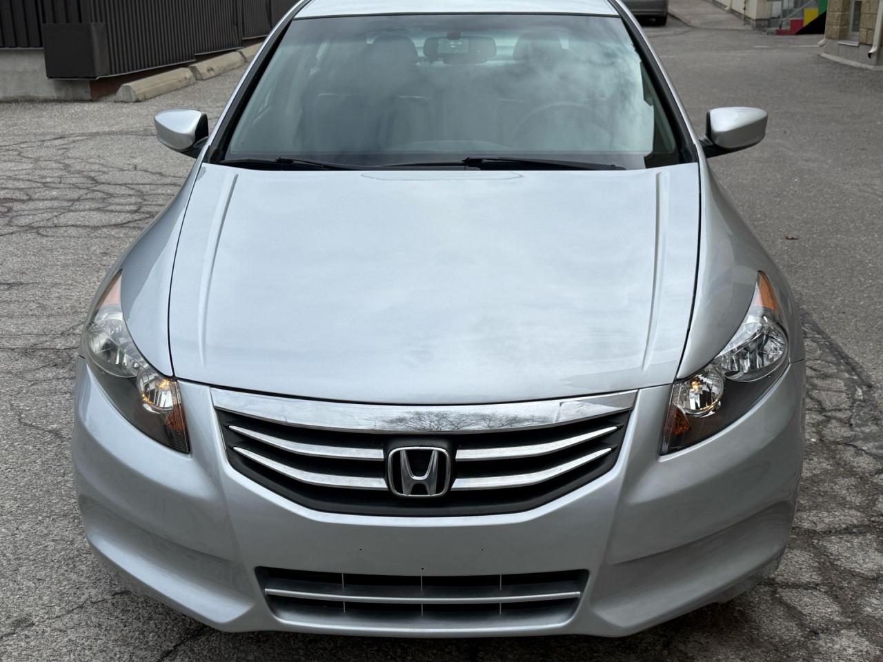 2011 Honda Accord 4dr V6 Auto EX-L - Photo #2